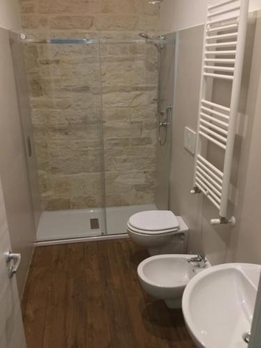 Bathroom, B&B Sant'Agostino in Giovinazzo Bathroom, B&B Sant'Agostino in Giovinazzo