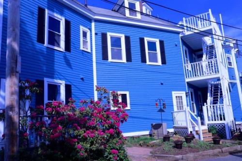 Stepping Stone Inn in Salem Stepping Stone Inn in Salem