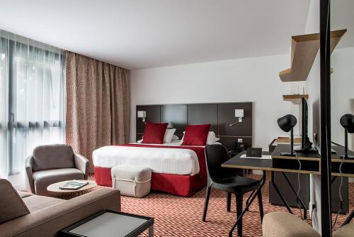 Hotel Forest Hill Meudon Velizy in Meudon Hotel Forest Hill Meudon Velizy in Meudon