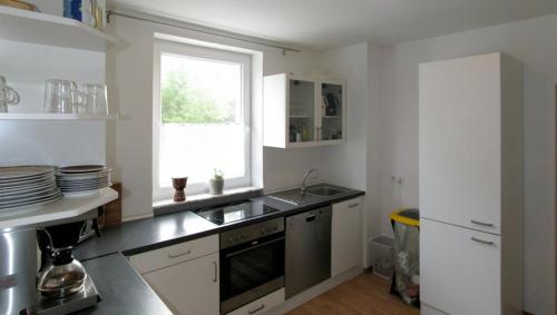 Kitchen, Gastehaus Perrin in Bliesmengen-Mandelbachtal Kitchen, Gastehaus Perrin in Bliesmengen-Mandelbachtal