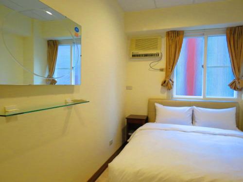 This photo about eZ Stay Juifen(Ruifang Station) shared on HyHotel.com