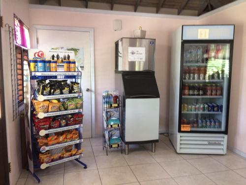 Comida y bebida, Buccaneer Beach Club in Saint John Comida y bebida, Buccaneer Beach Club in Saint John