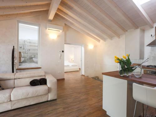 Strutture e servizi, Les Suites in Asola Strutture e servizi, Les Suites in Asola
