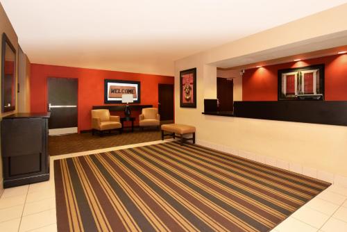Lobby, Extended Stay America Select Suites - Atlanta - Morrow in Morrow Lobby, Extended Stay America Select Suites - Atlanta - Morrow in Morrow