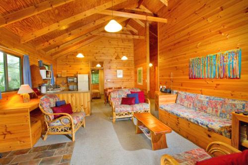 山光榮度假別墅 (Mt Glorious Getaways Cottages) in 光榮山市 山光榮度假別墅 (Mt Glorious Getaways Cottages) in 光榮山市