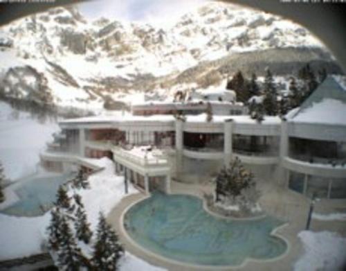 水上樂園, Vertraumt schon zu jeder Jahreszeit Bergpanoramasicht in 阿爾比嫩 水上樂園, Vertraumt schon zu jeder Jahreszeit Bergpanoramasicht in 阿爾比嫩