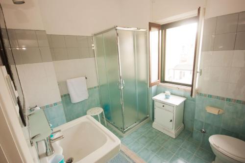 Baño, Il Punto a Maglie in Maglie Baño, Il Punto a Maglie in Maglie