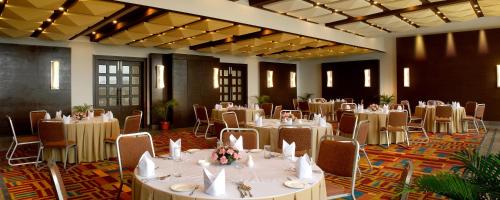 Restaurant, Trinity Hotel Bengaluru in Bangalore Restaurant, Trinity Hotel Bengaluru in Bangalore