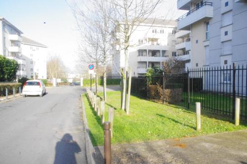 Entrance, Residences les roseaux in Lognes Entrance, Residences les roseaux in Lognes