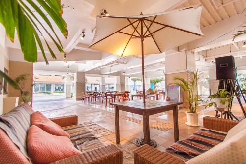 Hall, Hotel East China Sea in Ishigaki Hall, Hotel East China Sea in Ishigaki