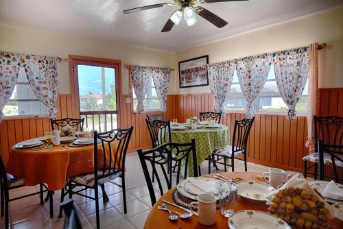 Restaurant, Chester's Bonefishing Lodge in Acklins and Crooked Islands Restaurant, Chester's Bonefishing Lodge in Acklins and Crooked Islands