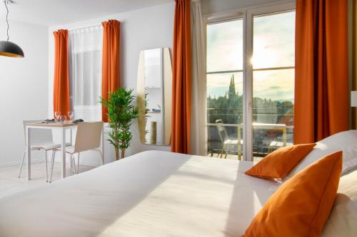 Gastenkamer, Adonis Mougins in Mougins Gastenkamer, Adonis Mougins in Mougins