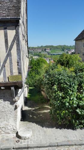 Les Volets Bleus in Provins Les Volets Bleus in Provins