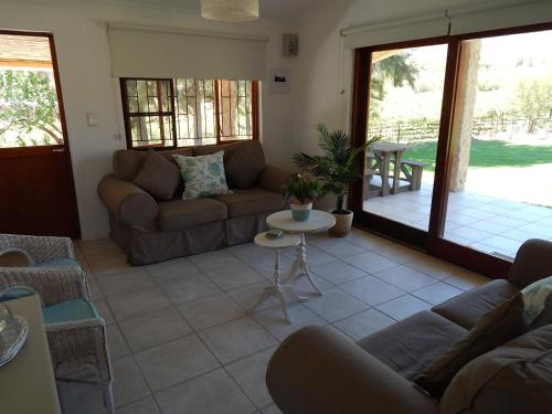 Sipreslaan Selfsorg Gastehuis in Ladismith Sipreslaan Selfsorg Gastehuis in Ladismith