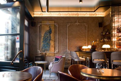 Pub/Lounge, Xenon Inn in Nafplion Pub/Lounge, Xenon Inn in Nafplion