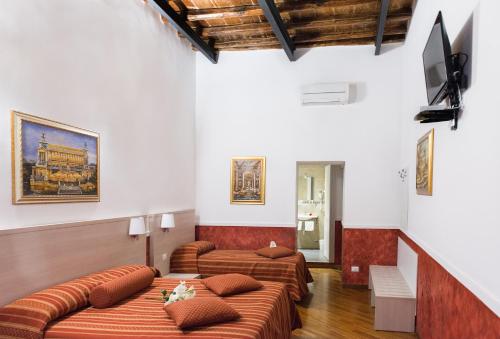 Hotel Domus Capilupi