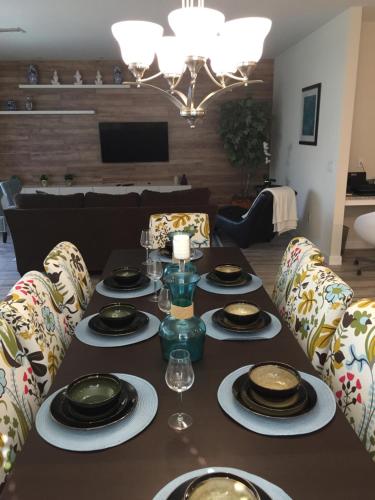 在meiguo.com看到的Storey Lake的介绍图片