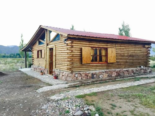 A szálláshely kívülről, Cabanas Sehuen in Uspallata A szálláshely kívülről, Cabanas Sehuen in Uspallata