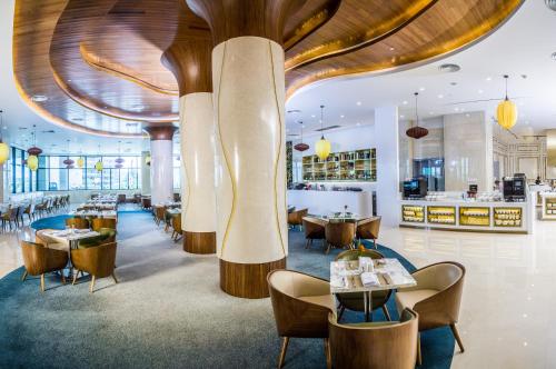 레스토랑, 더 스탠리 호텔 앤 스위트 (The Stanley Hotel & Suites) in 포트모르즈비 레스토랑, 더 스탠리 호텔 앤 스위트 (The Stanley Hotel & Suites) in 포트모르즈비