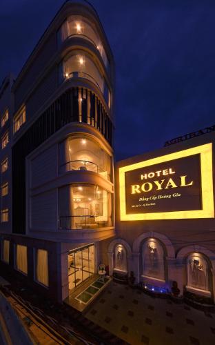 Royal Hotel