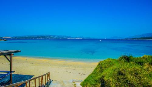 This photo about Aloni Studios and Apartments shared on HyHotel.com