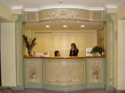 Hall, Hotel Lario in Tremezzo Hall, Hotel Lario in Tremezzo