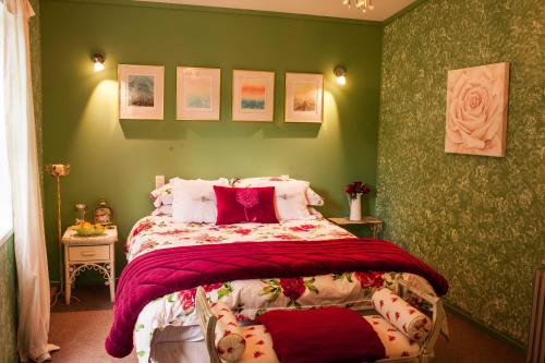 This photo about Tara Lodge shared on HyHotel.com