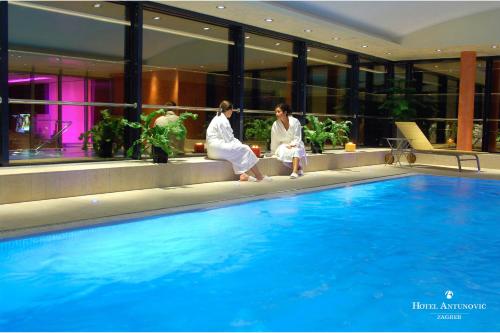 Zwembad, Hotel Antunovic Zagreb in Zagreb Zwembad, Hotel Antunovic Zagreb in Zagreb