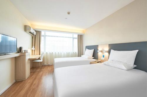 This photo about Hanting Hotel Xian South Hanguang Road Mei Yuan shared on HyHotel.com