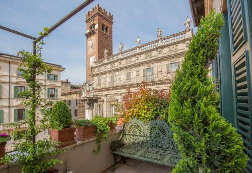 This photo about Corte Realdi Suites Piazza Erbe shared on HyHotel.com