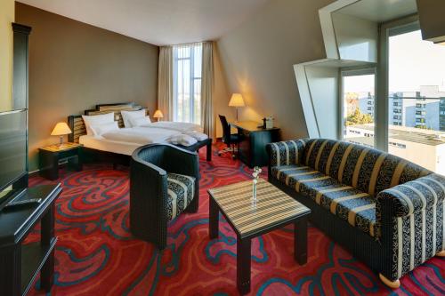 Mercure Berlin Tempelhof Airport Hotel in Tempelhof Mercure Berlin Tempelhof Airport Hotel in Tempelhof