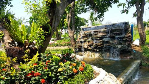 Nai Suan Inn in สุพรรณบุรี Nai Suan Inn in สุพรรณบุรี