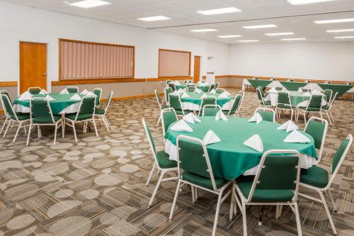 Bankett-terem, Super 8 by Wyndham Stevensville/St. Joseph in Stevensville (MI) Bankett-terem, Super 8 by Wyndham Stevensville/St. Joseph in Stevensville (MI)
