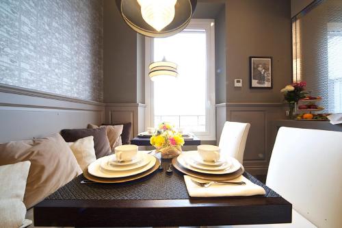 Facilities, Vittoriano Luxury Suites in Pantheon Facilities, Vittoriano Luxury Suites in Pantheon