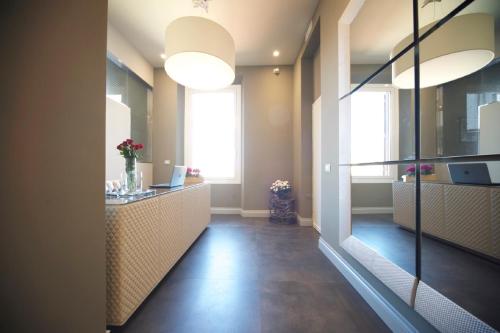 Lobby, Vittoriano Luxury Suites in Pantheon Lobby, Vittoriano Luxury Suites in Pantheon