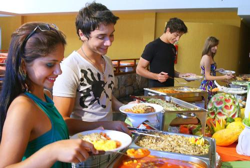 Food and beverages, Hot Springs Hotel - Via Conchal in Vila Olegario Food and beverages, Hot Springs Hotel - Via Conchal in Vila Olegario