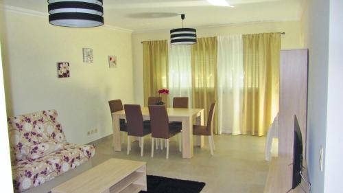 Общ салон/телевизионна зона, Apartamentos Pátio da Aldeia (Apartamentos Patio da Aldeia) in Силвес Общ салон/телевизионна зона, Apartamentos Pátio da Aldeia (Apartamentos Patio da Aldeia) in Силвес