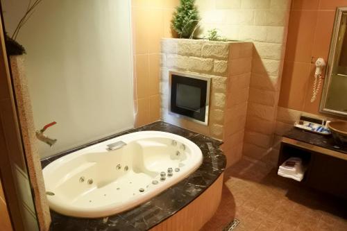 kopalnica, North Country Motel in Okraj Yingge kopalnica, North Country Motel in Okraj Yingge