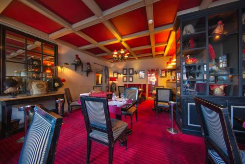 Restaurant, La Licorne in Lyons-la-Foret Restaurant, La Licorne in Lyons-la-Foret