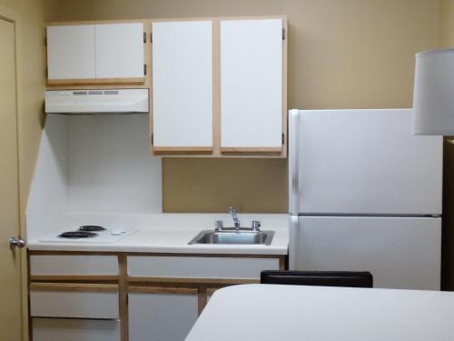 kuhinja, Extended Stay America Suites - Washington, D.C. - Germantown - Town Center in Germantown (MD) kuhinja, Extended Stay America Suites - Washington, D.C. - Germantown - Town Center in Germantown (MD)