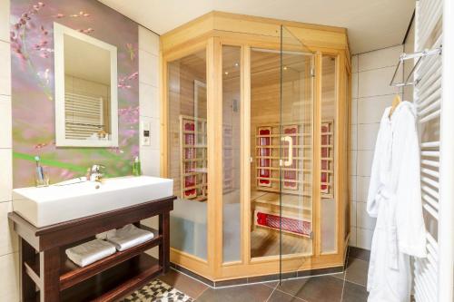 Létesítmények, Center Parcs Huttenheugte Drenthe-Overijssel in Verspreide huizen Dalen Létesítmények, Center Parcs Huttenheugte Drenthe-Overijssel in Verspreide huizen Dalen