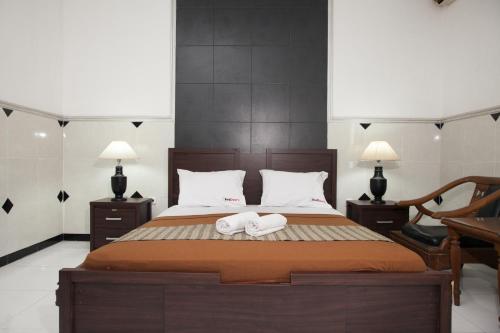 This photo about RedDoorz near City of Tomorrow Mall shared on HyHotel.com