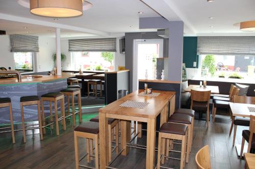 Étterem, Hotel & Restaurant Hullen in Barweiler Étterem, Hotel & Restaurant Hullen in Barweiler