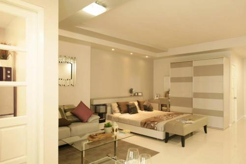 The Sriracha Residence near Koh Loi Pier The Sriracha Residence near Koh Loi Pier