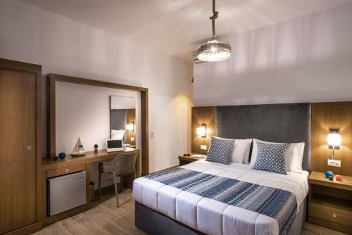 This photo about Yianna Caravel shared on HyHotel.com