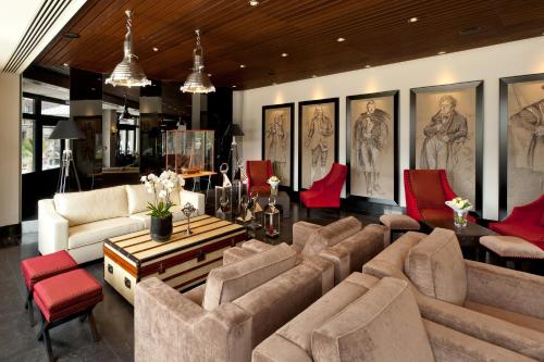 Vestíbulo, Le Nouveau Monde Hotel in Saint-Malo Vestíbulo, Le Nouveau Monde Hotel in Saint-Malo