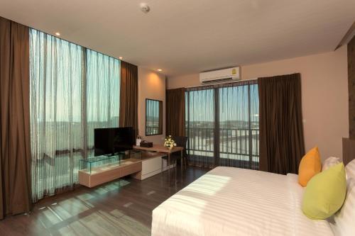 TONAOI GRAND HOTEL near Nakhon Hat Yai Municipal Public Park TONAOI GRAND HOTEL near Nakhon Hat Yai Municipal Public Park