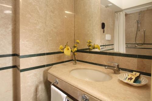 This photo about Hotel Delle Vittorie shared on HyHotel.com