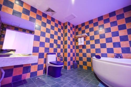 This photo about Ao Si Da Theme Hotel shared on HyHotel.com