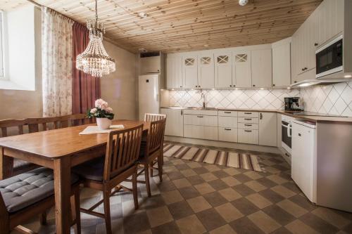 Kitchen, Anna´s Bed & Kitchen in Varberg Kitchen, Anna´s Bed & Kitchen in Varberg